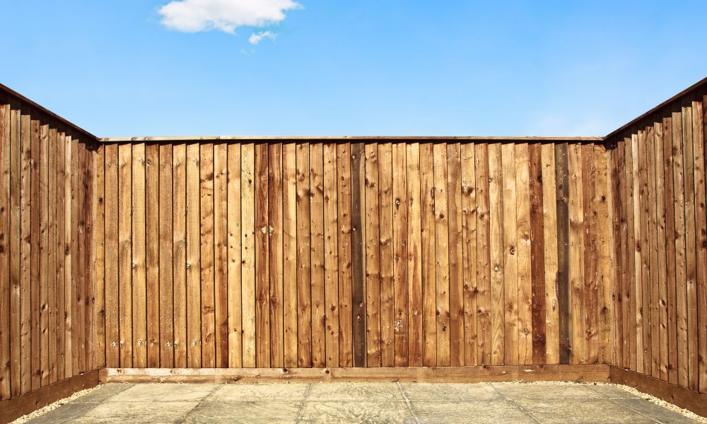 New garden fence installed by All Aspects Driveways and Landscapes